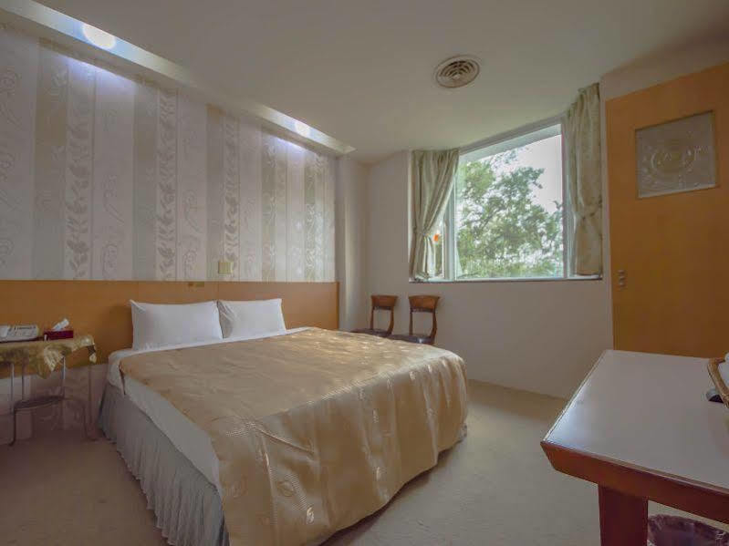 Songyuan B&B Лугу Экстерьер фото